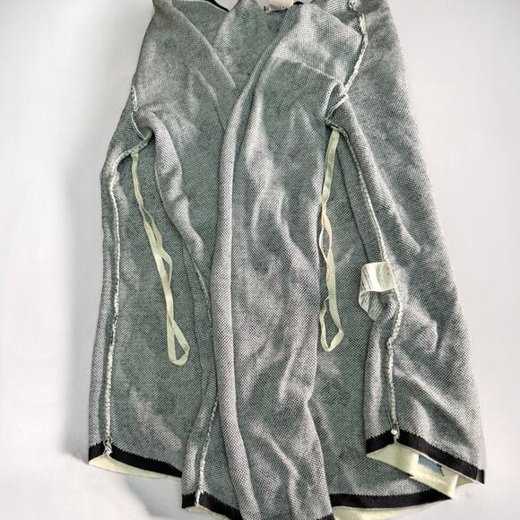 Chico’s Leopard Animal Print Soft Blue Cream Black Knit Pullover Sweater Size 0 - Picture 6 of 7